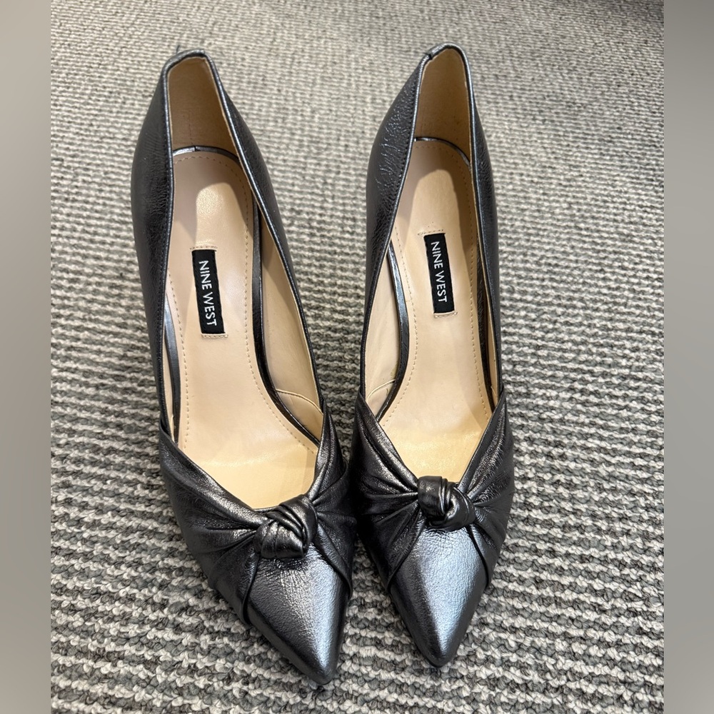 Steve Madden silver heels